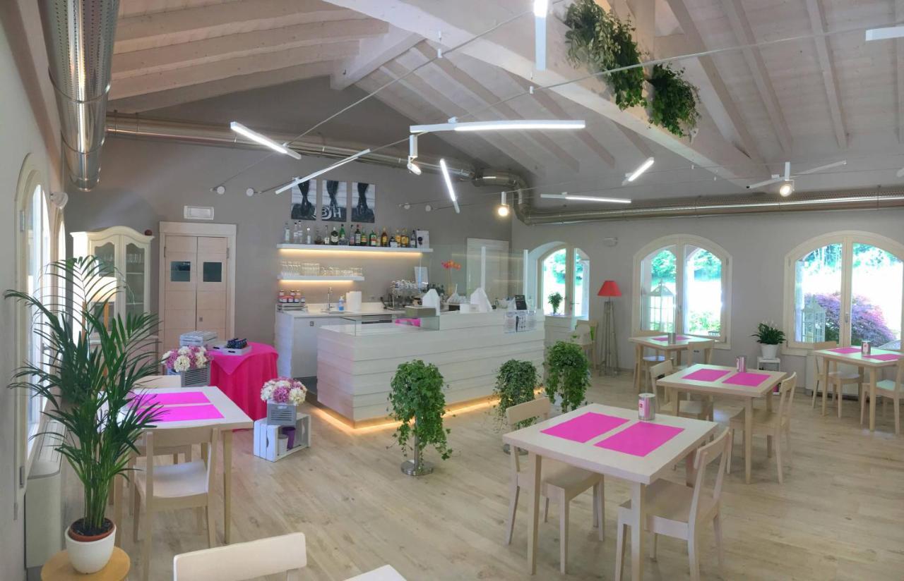 Bianco Hotel Primaluna Екстериор снимка
