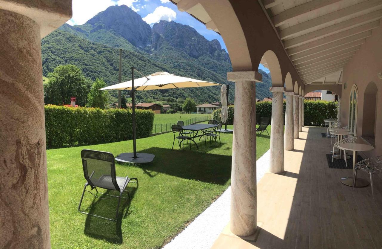 Bianco Hotel Primaluna Екстериор снимка
