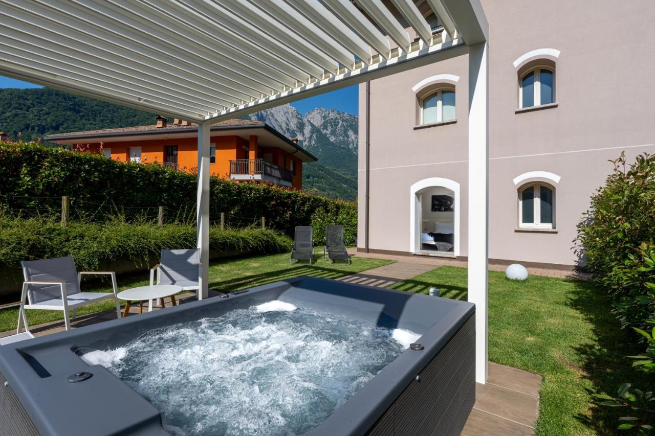 Bianco Hotel Primaluna Екстериор снимка