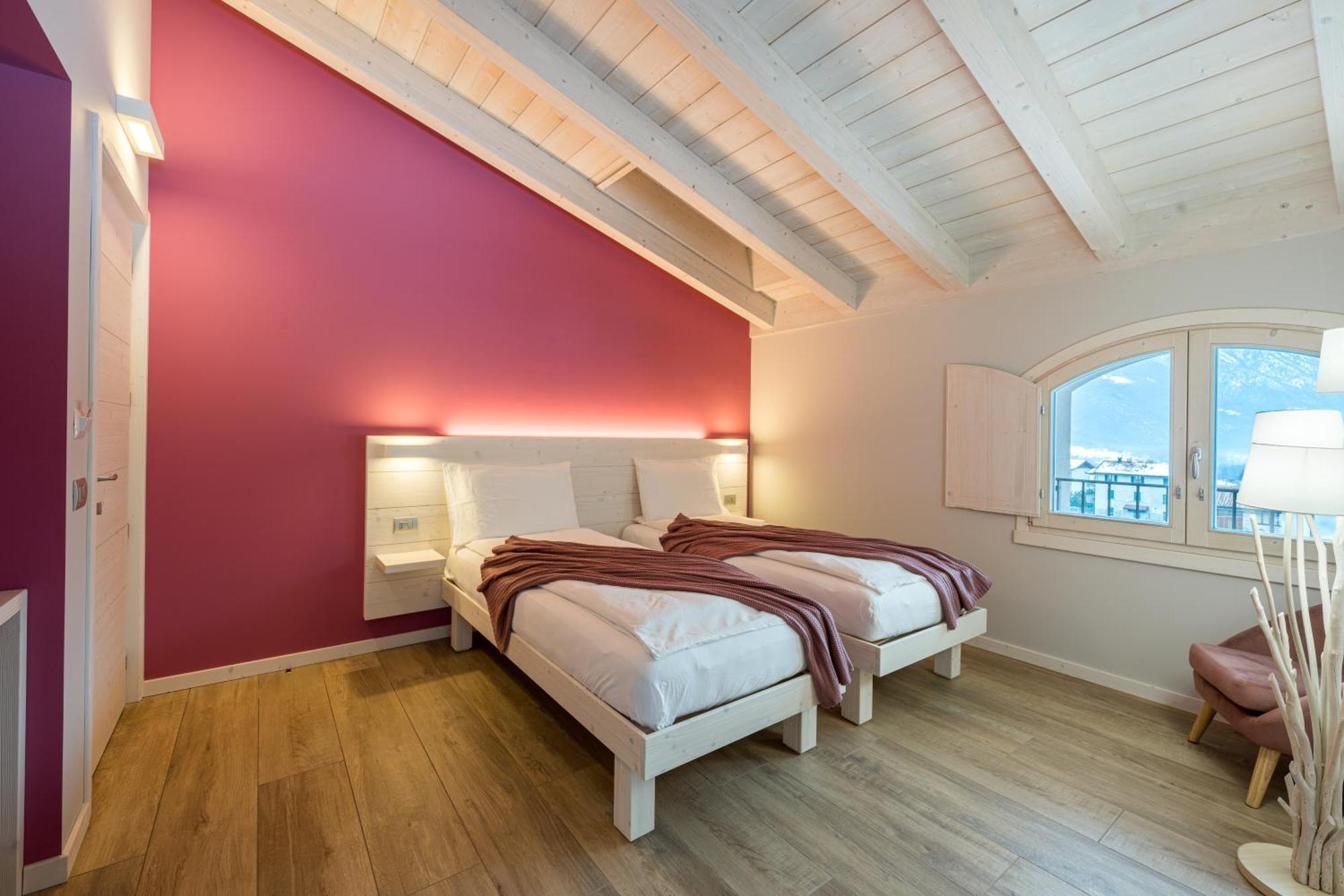 Bianco Hotel Primaluna Екстериор снимка