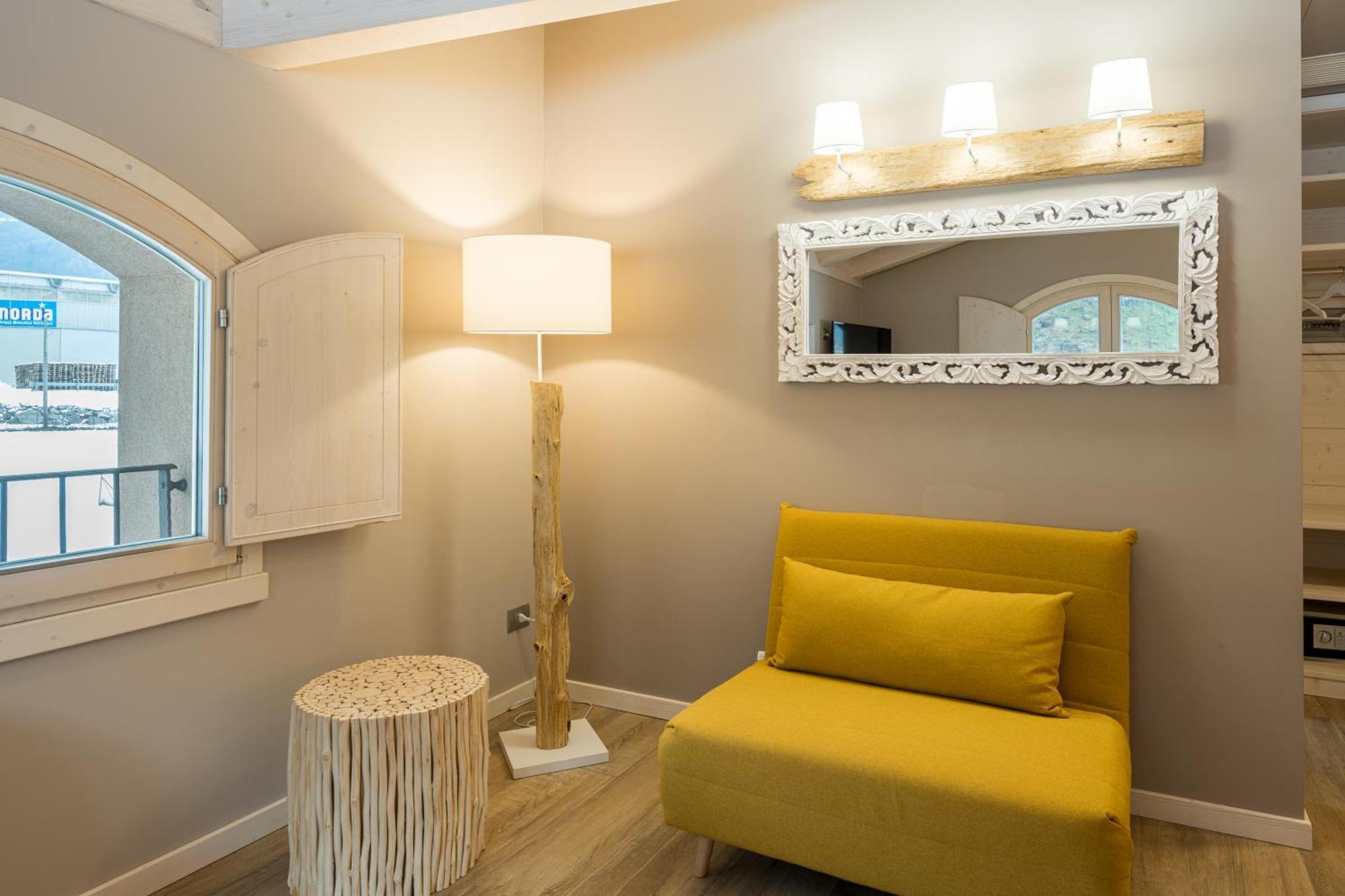 Bianco Hotel Primaluna Екстериор снимка